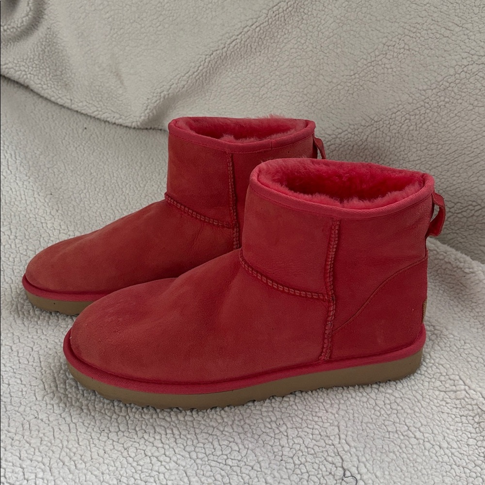 UGG classic mini Red Suede Ankle Boots